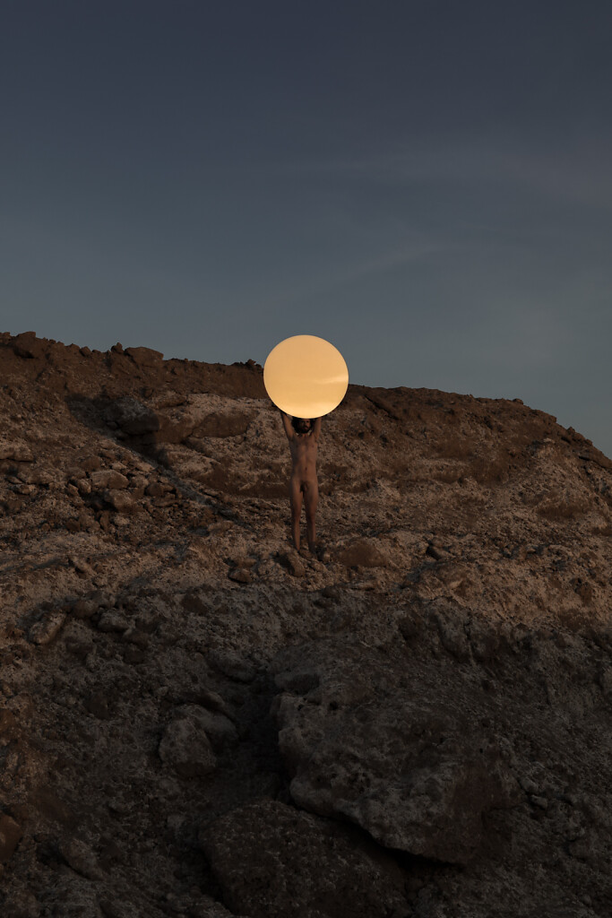 Studies on the twilight (on an abandoned mine)