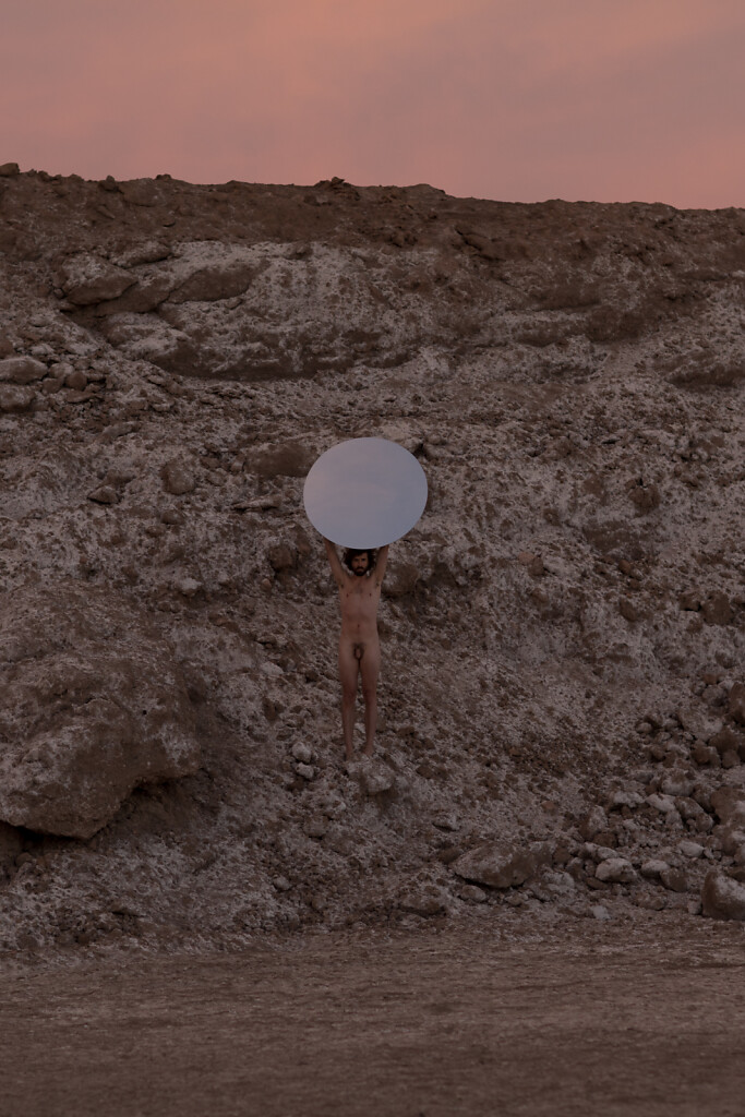 Studies on the twilight (on an abandoned mine)